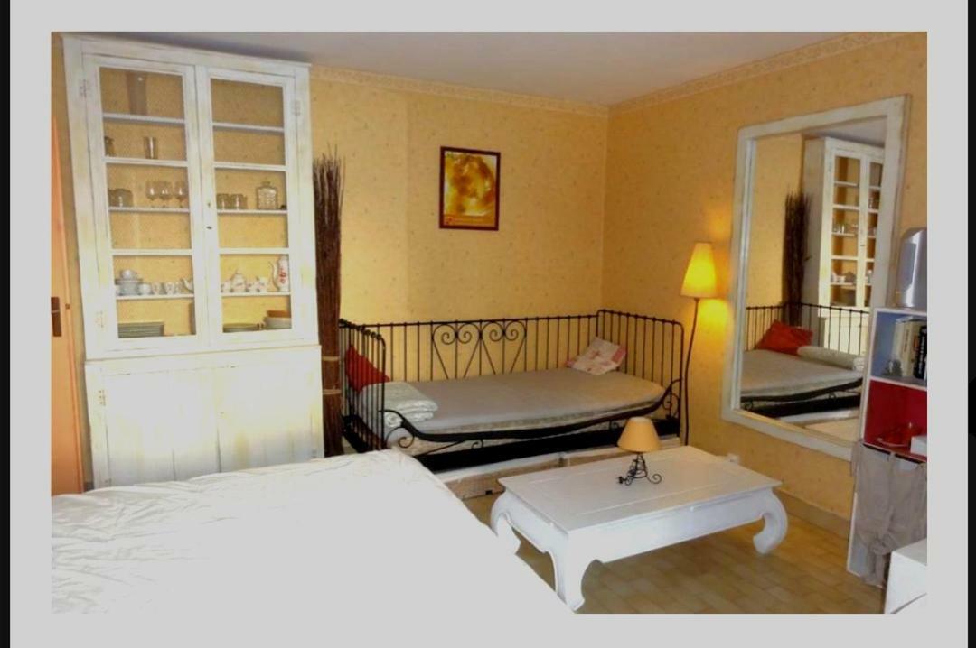 Belle Residence Securisee Appartement T1 Верне-ле-Бен Екстер'єр фото